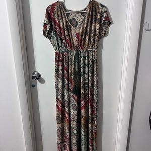 Women’s maxi dress